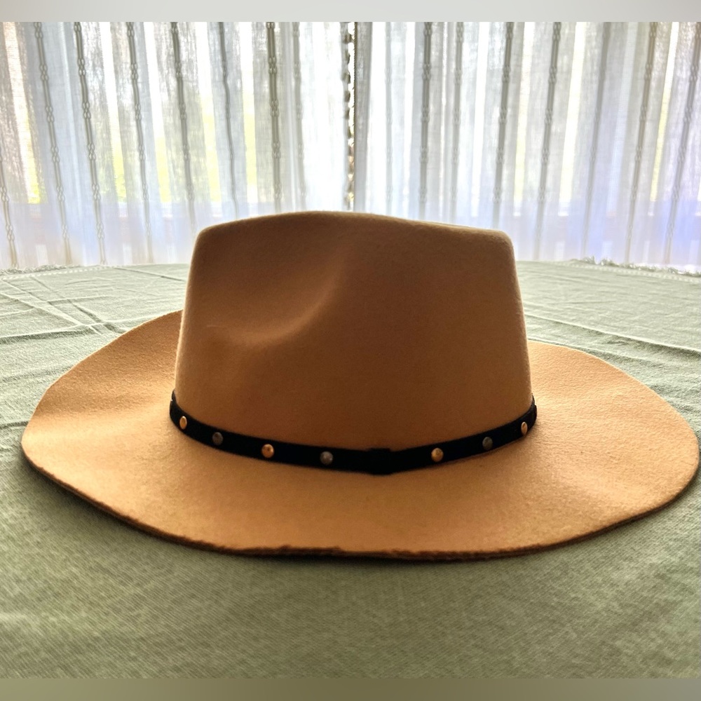 Peter Grimm | Ultra Felt Tan and Black Wide-Brimmed Hat | Fedora Hat